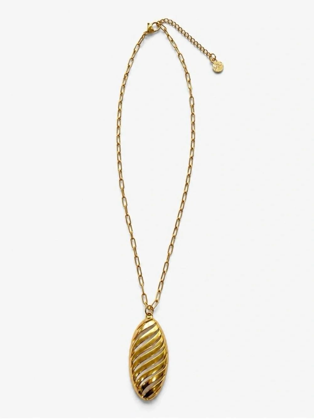 Gold Openwork Oval Pendant Necklace - MM-01674